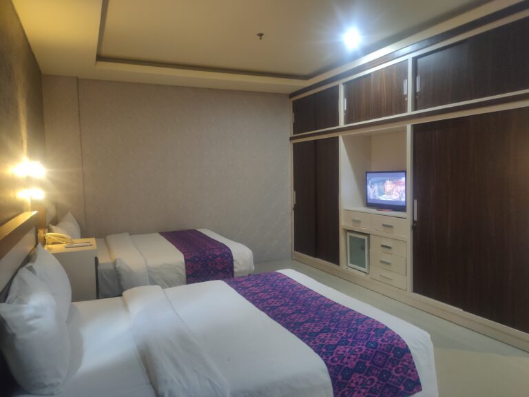 Family Suite Room1